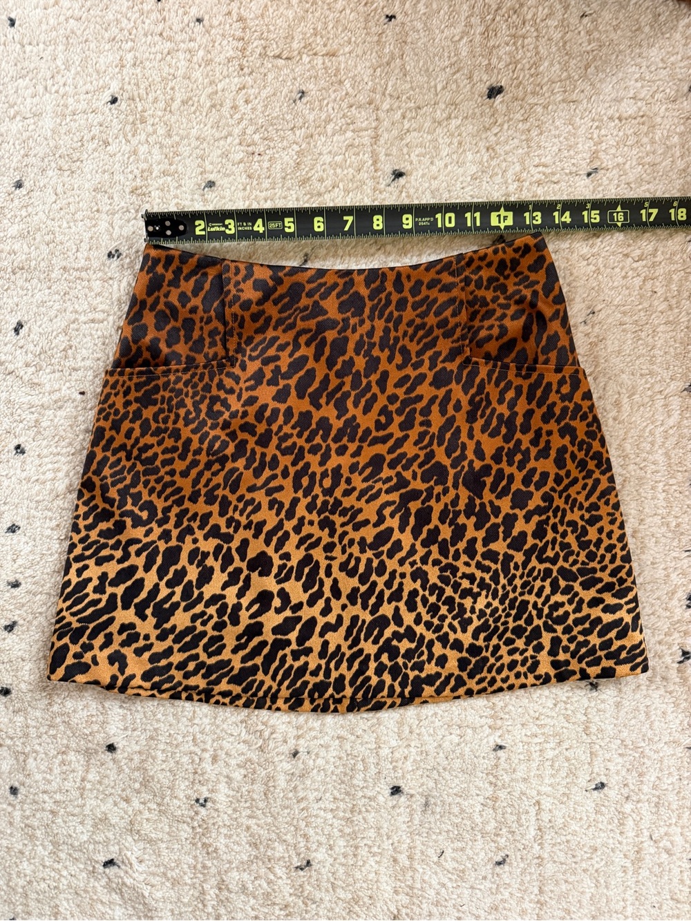 Ecote Leopard-Print Mini Skirt - Brown and Black - Picture 3 of 5